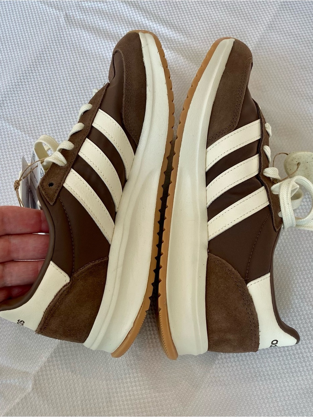 adidas Men’s Brown & White Cloudfoam Casual Sneakers - Picture 10 of 12